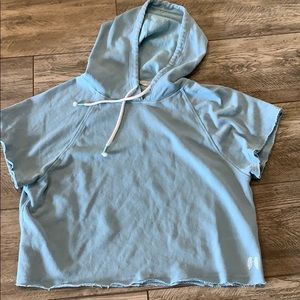 SOLDVictoria’s Secret cropped hoodie